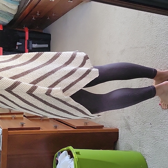 Free People Sweater - Picture 8 of 9